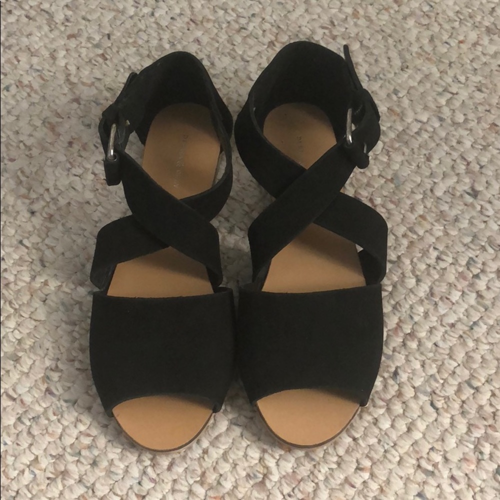 Black strap sandals